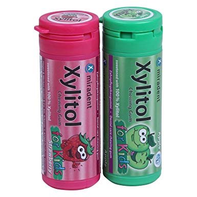 Przejdź do produktu Xylitol Miradent Chewing Gum for Kids Strawberry - Gumy do żucia przeciw próchnicy dla dzieci 30 szt